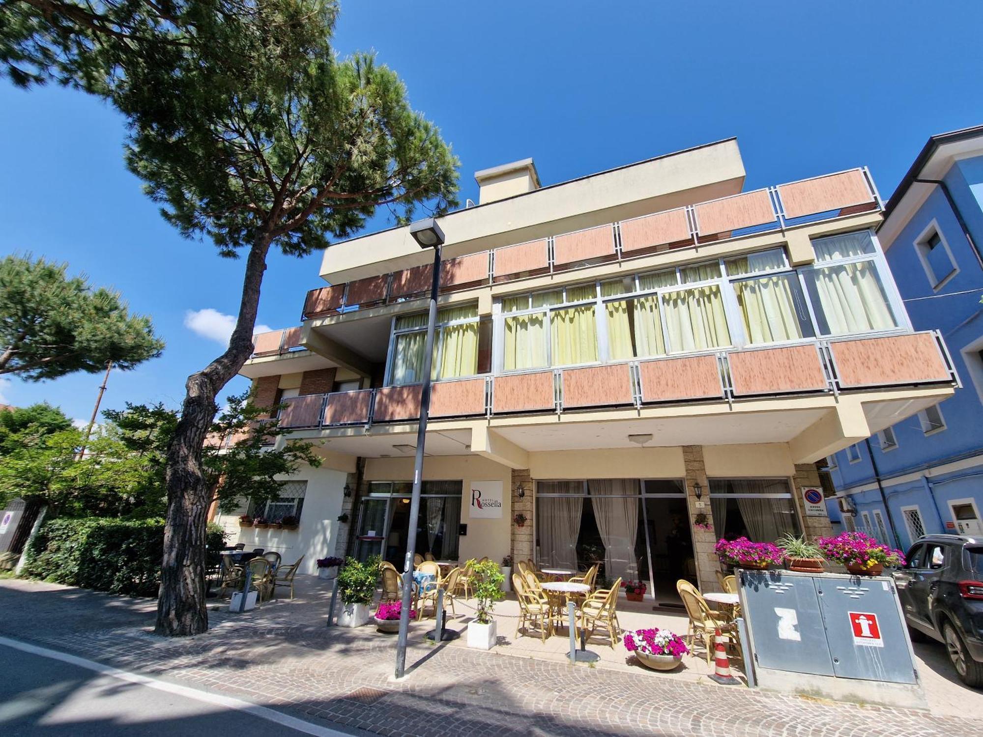 Hotel Rossella Rimini Eksteriør bilde